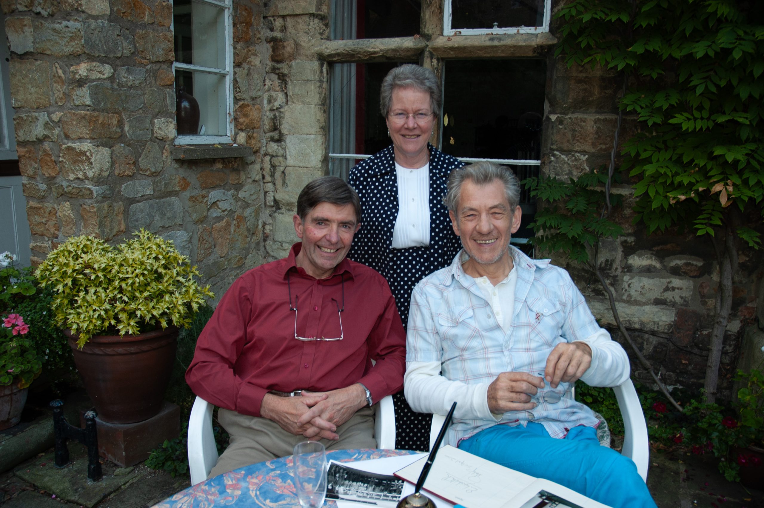 2005: Ian McKellen with the Dean of Lincoln Cathedral, the Very Reverend Alec Knight and his wife